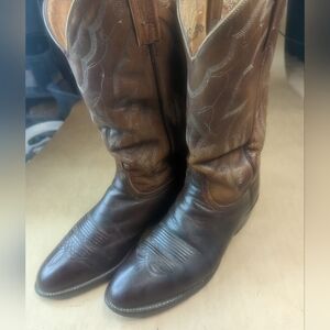 Lucchese Boots men's size 9EE brown leather Classic Western cowboy boots